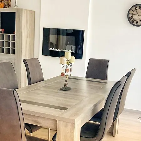 בית נופש Vivenda Espacosa E Luminosa *